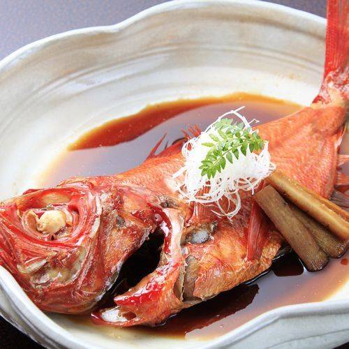 大きな金目鯛にびっくり
お部屋で会席料理を堪能
 / 1