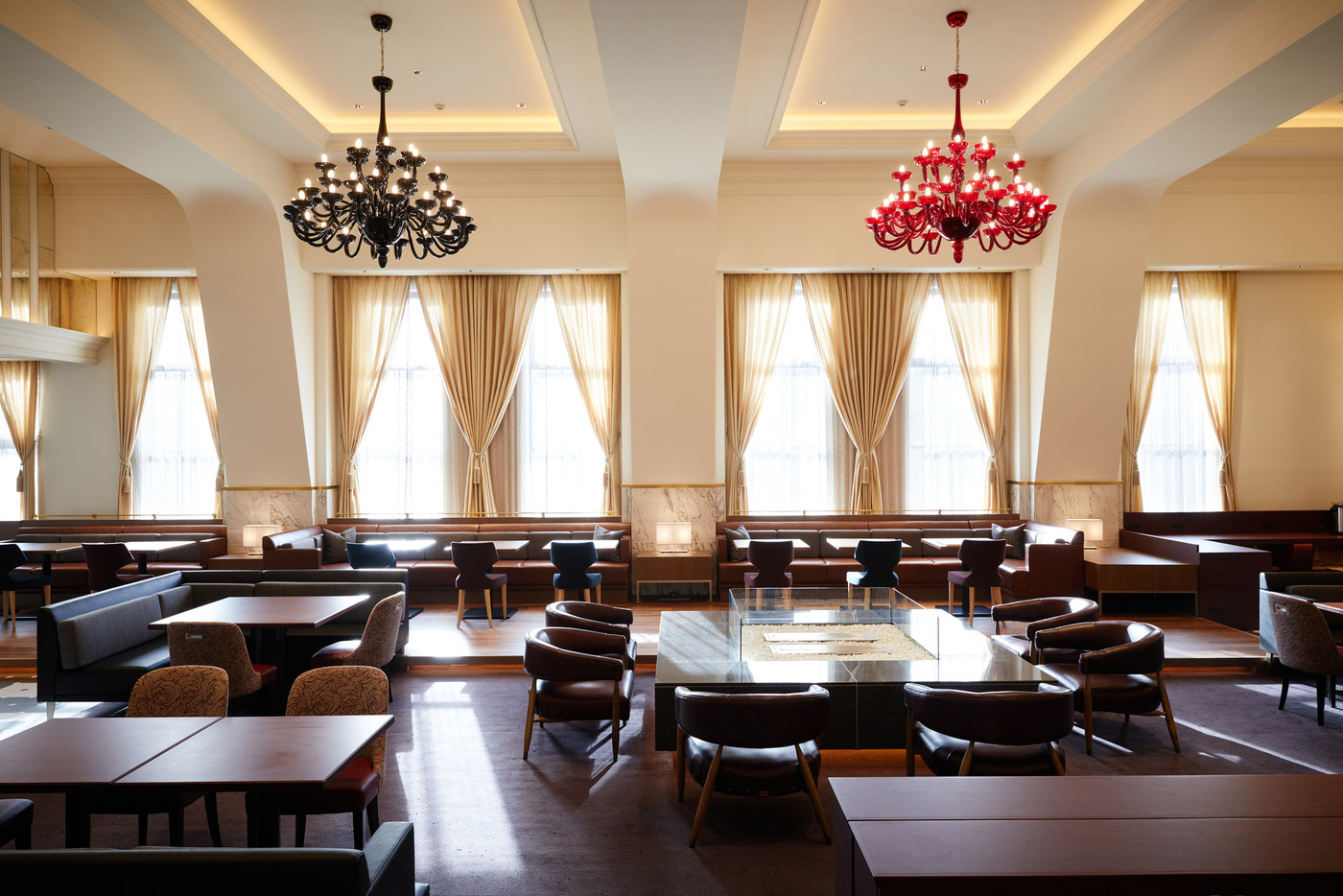 ロマンチックな時間が流れる。歴史的建造物のリノベホテル3930659