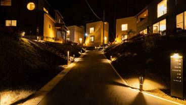 夜の敷地内のイメージ / 3