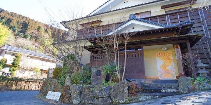 湯平温泉 宿潦ばん屋（大分県 旅館） / 1