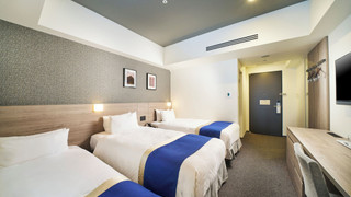 スーペリア ルーム シングルベッド 2 台 禁煙 (with Sofabed)