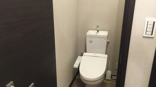 エコノミー ダブルルーム 共用バスルーム 2F