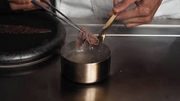 食事・飲み物 / 35