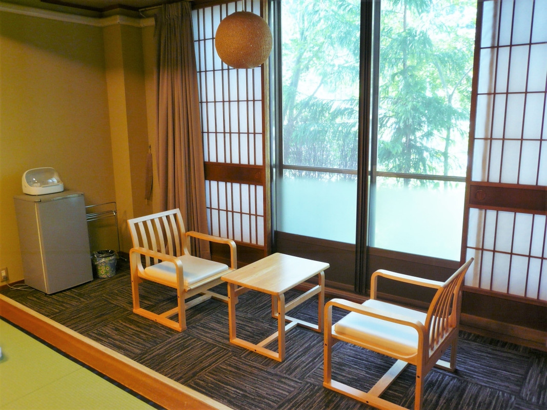 踏み台のテーブルセット