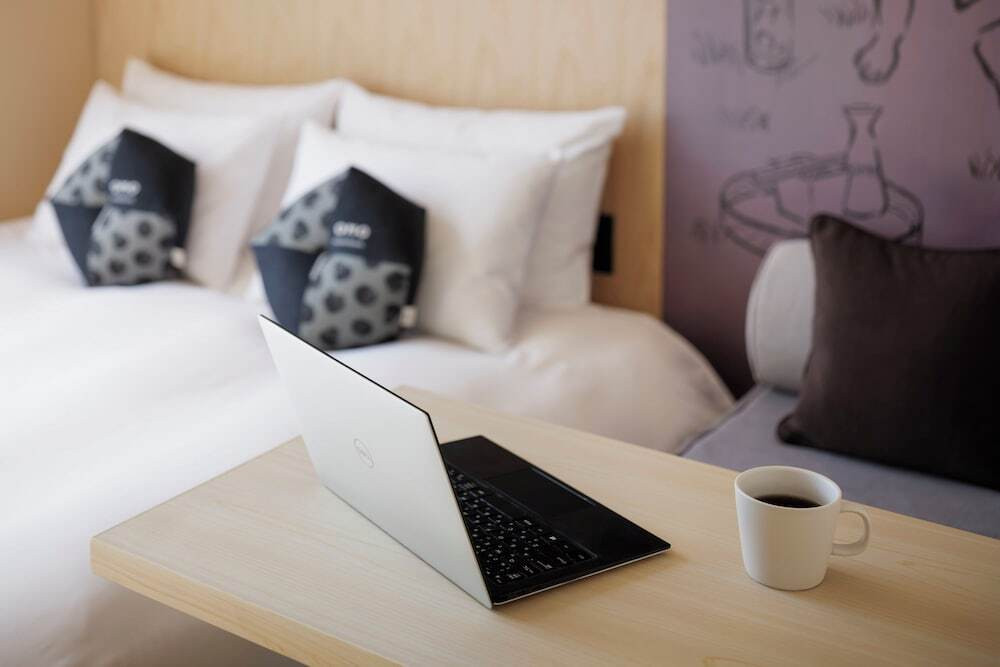 うたげクイーンルーム デスク