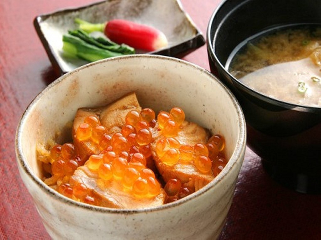 秋 名物はらこめし