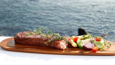 HAYAMA Funny House(ハヤマ ファニー ハウス) / 1