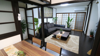 ハウス (Private Vacation Home)