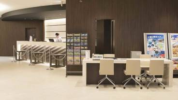 コンシェルジュ デスク / 1