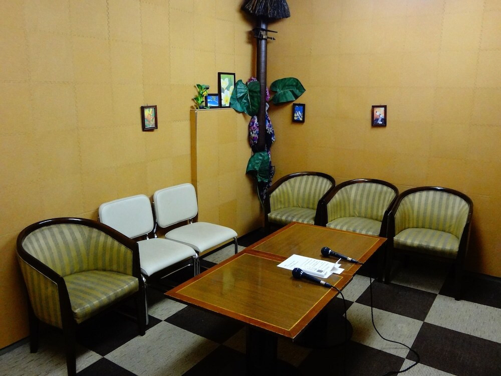 カラオケ ルーム