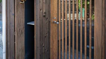 施設の入り口 / 10