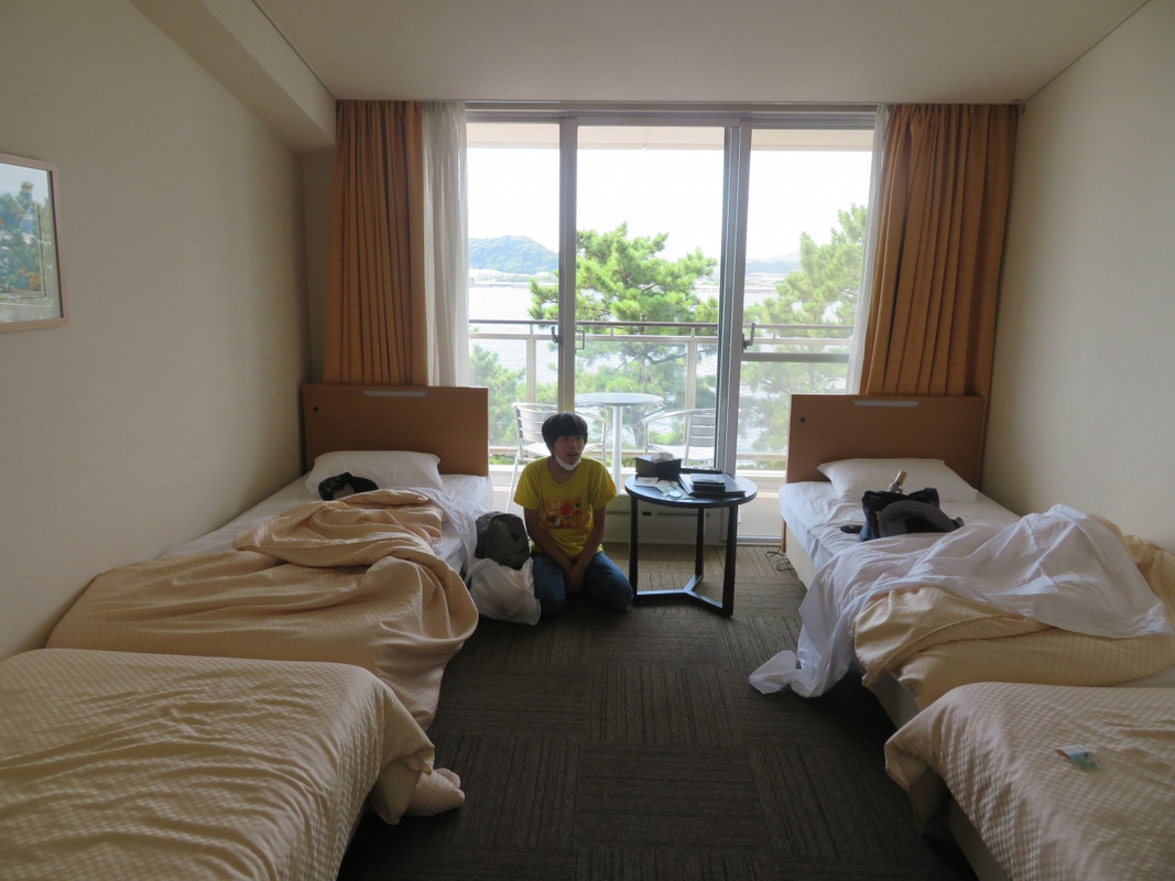 ファミリールーム(海側）