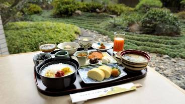 朝食　和定食 / 8