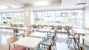 朝食スペース / 9