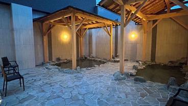 屋外スパ浴槽 / 1