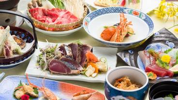 食事・飲み物 / 11