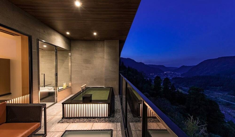 別邸 鶯宿スイート 露天風呂 / 3