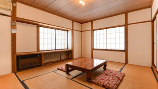 トラディショナル ルーム(ペット受入不可,バストイレなし) [禁煙]