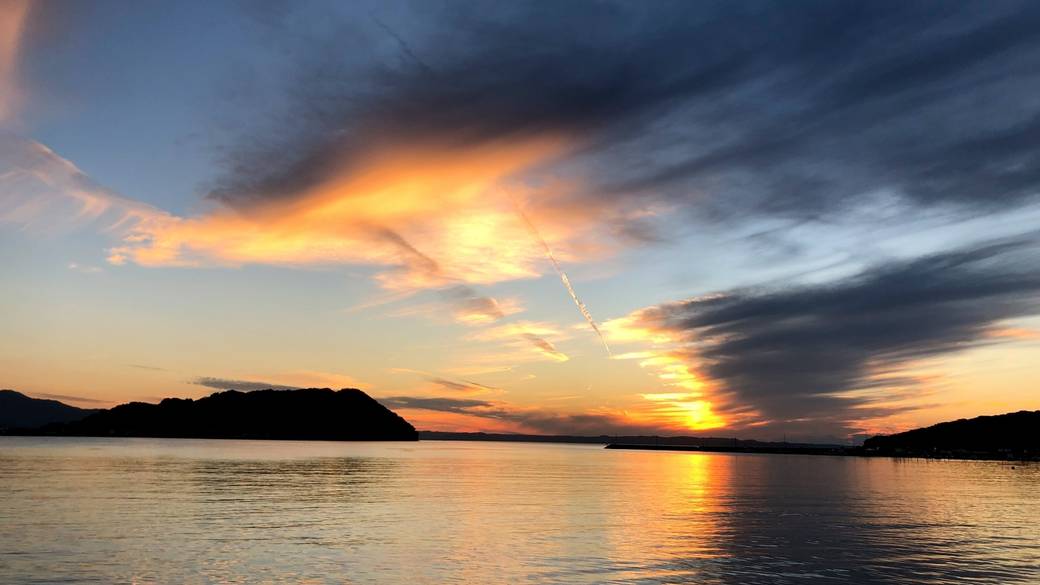 友人一家と過ごす
楽しい家族旅行
 / 1