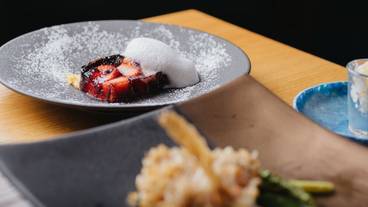 食事・飲み物 / 1