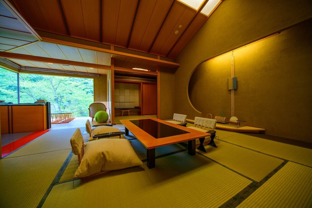 建築美や匠の技が光るデザインに心惹かれる3983552