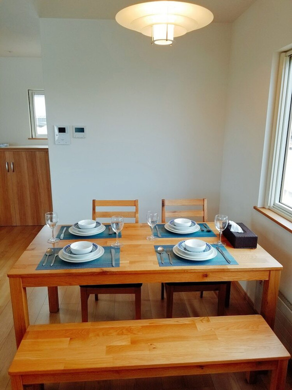 客室内のダイニングエリア