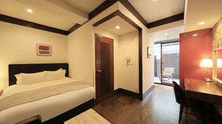 スーペリア クイーンルーム バルコニー付き 禁煙 [大人3名様よりエクストラベッドをご用意]