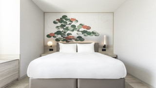 デラックス ルーム キングベッド 1 台 (Yu Standard Floor)