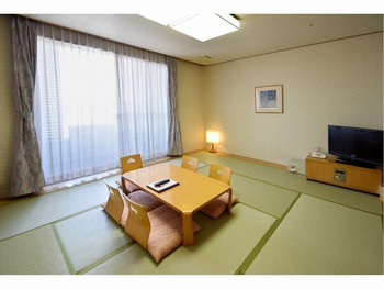 異国情緒たっぷりのホテルで、プールも水上アスレチックも楽しめる♪3416885