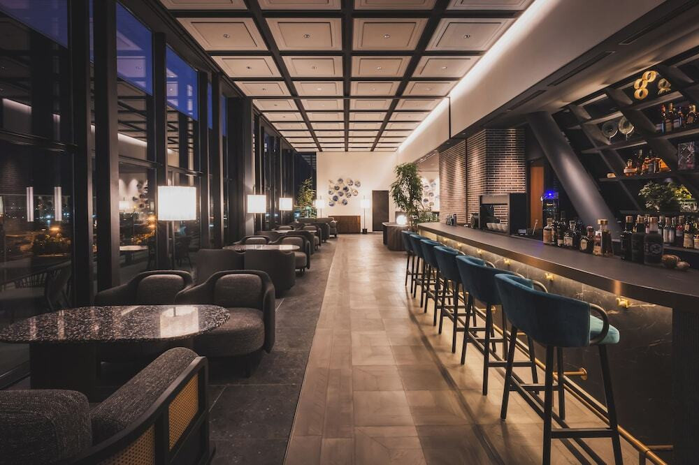 ロビーラウンジ