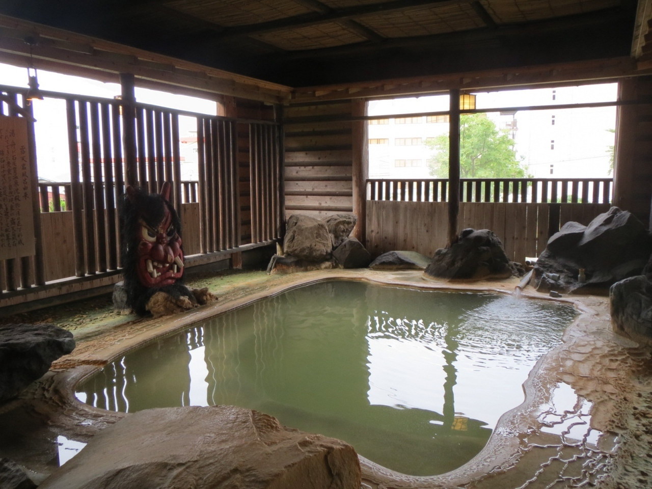 1泊目は男鹿温泉郷で宿泊60708