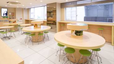 朝食スペース / 10