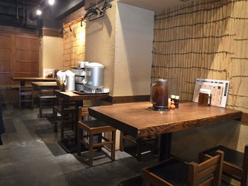 「越後屋権兵衛」内観 1071999 店内の様子