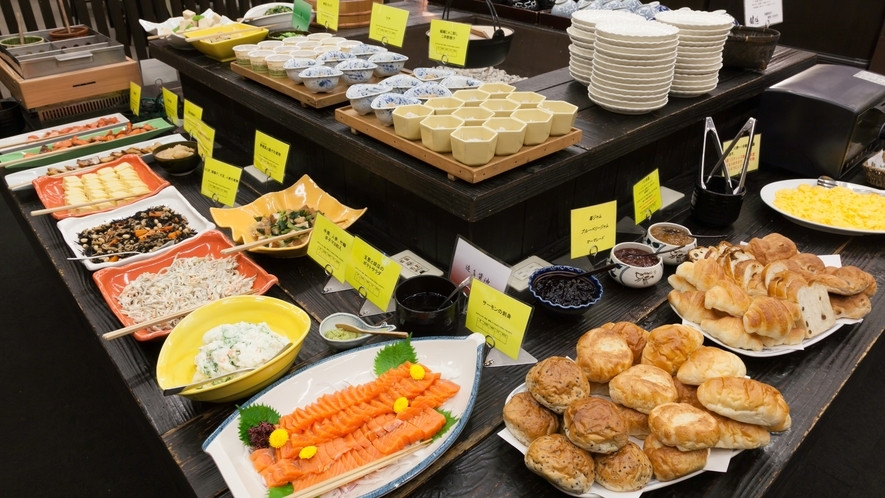 朝食ビュッフェ