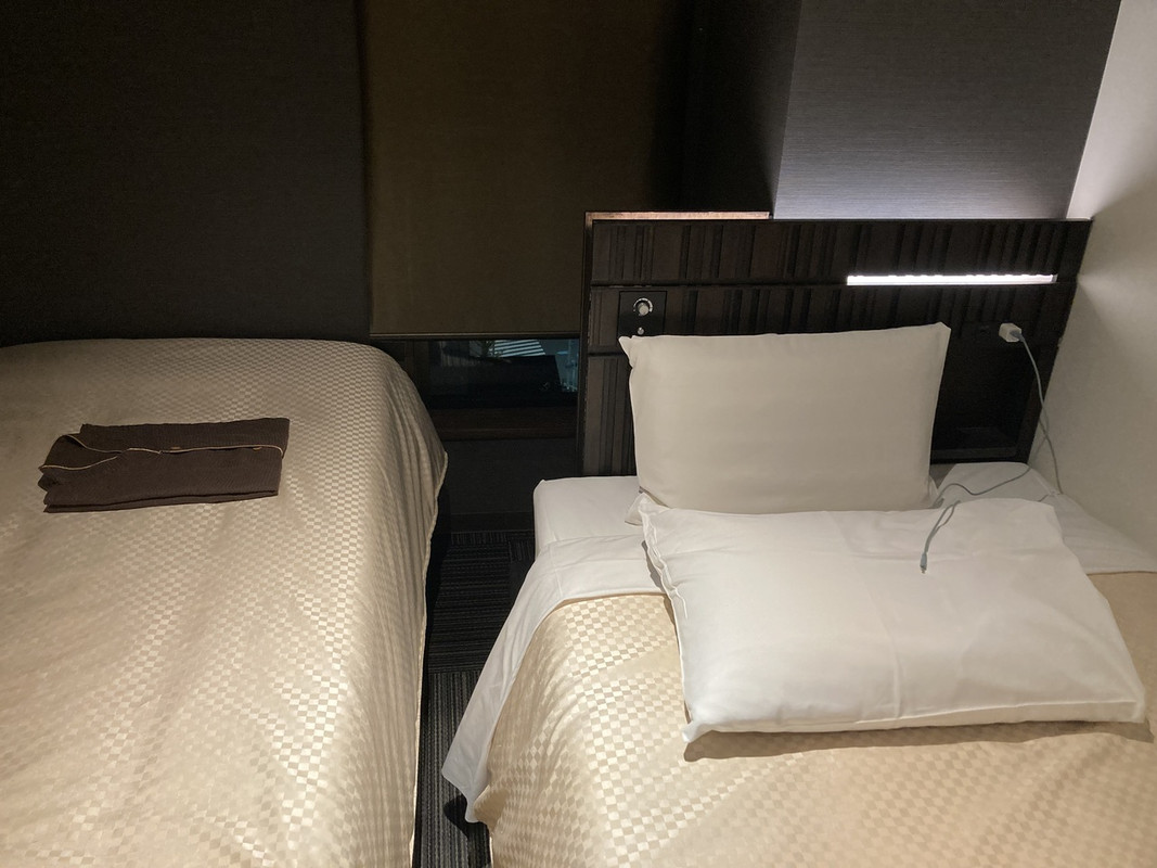 変わったベッドの配置