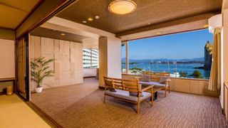 [禁煙] ジュニアスイート和洋室ツイン 内風呂あり