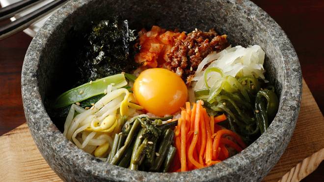 近くのレストランで
気軽に夜ごはんを / 3