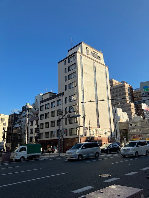 堺筋のすぐ横。ミナミ界隈