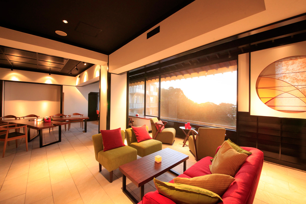 和モダンで愉しむ西伊豆ダイニング 西伊豆 今宵（ワモダンデタノシムニシイズダイニング ニシイズ コヨイ） / 1