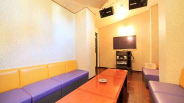 カラオケ ルーム / 16