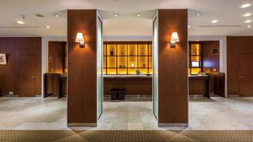 フロントカウンター / 1