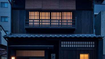 施設の入り口 / 3