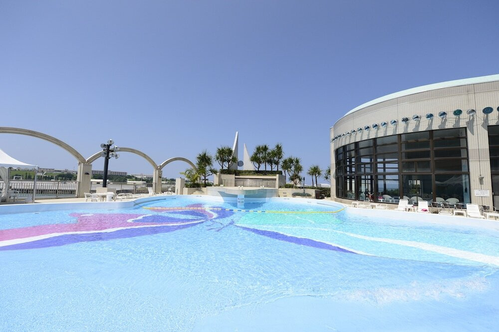 ロワジール スパタワー 那覇4378863