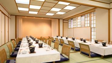 ボールルーム / 33