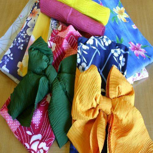 送迎バスでお宿へ
ゆったりチェックイン / 2