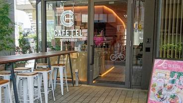 施設の入り口 / 17