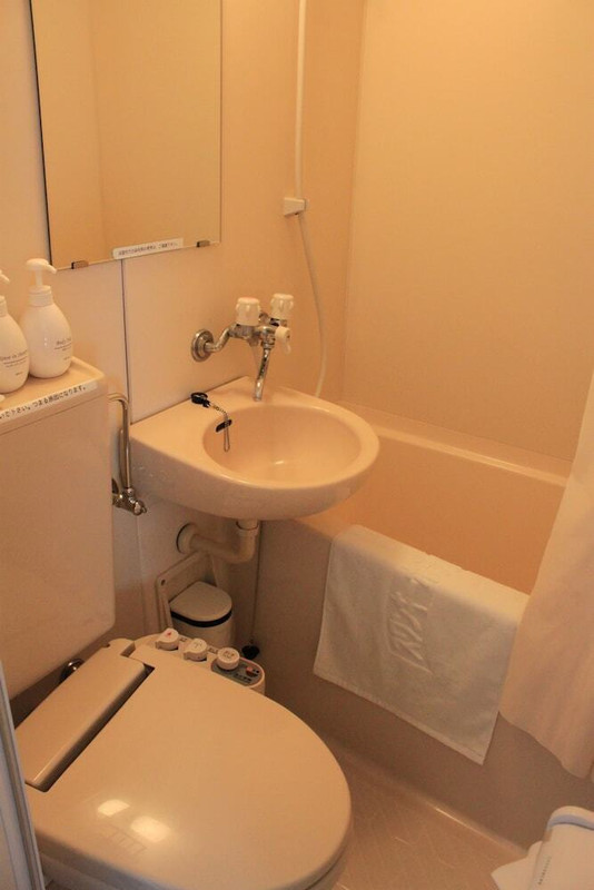 バスルームのシャワー