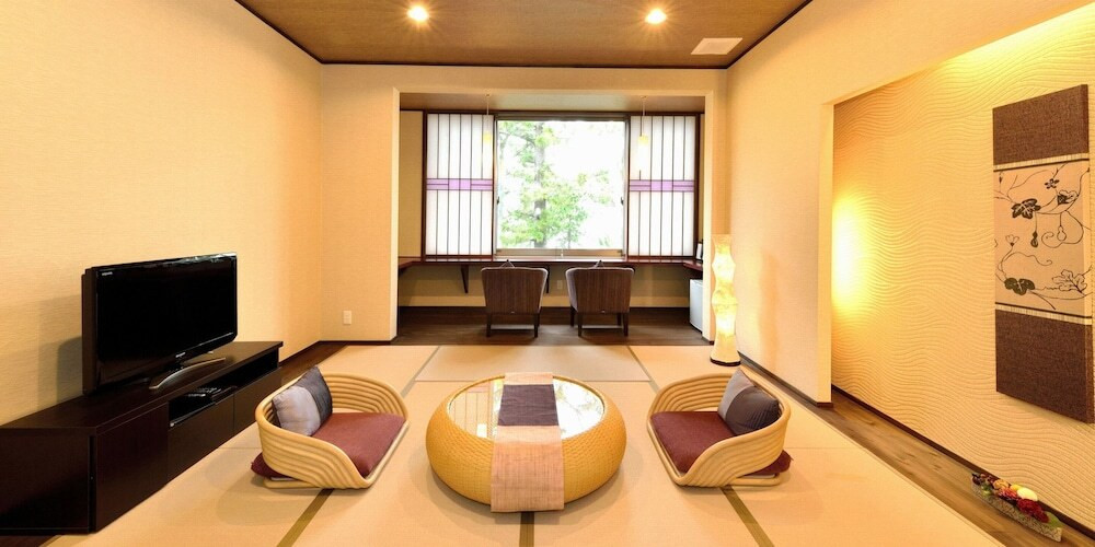 6.伊勢志摩・二見 海辺のお宿 浜千代館3383620