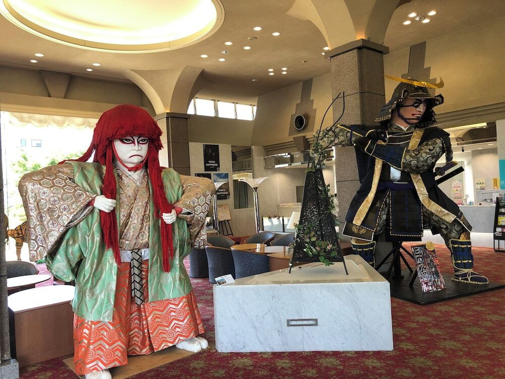 ロビーラウンジ