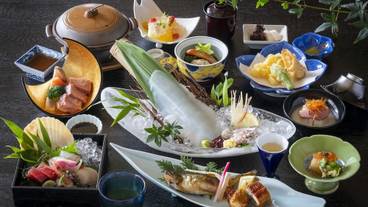 食事・飲み物 / 3